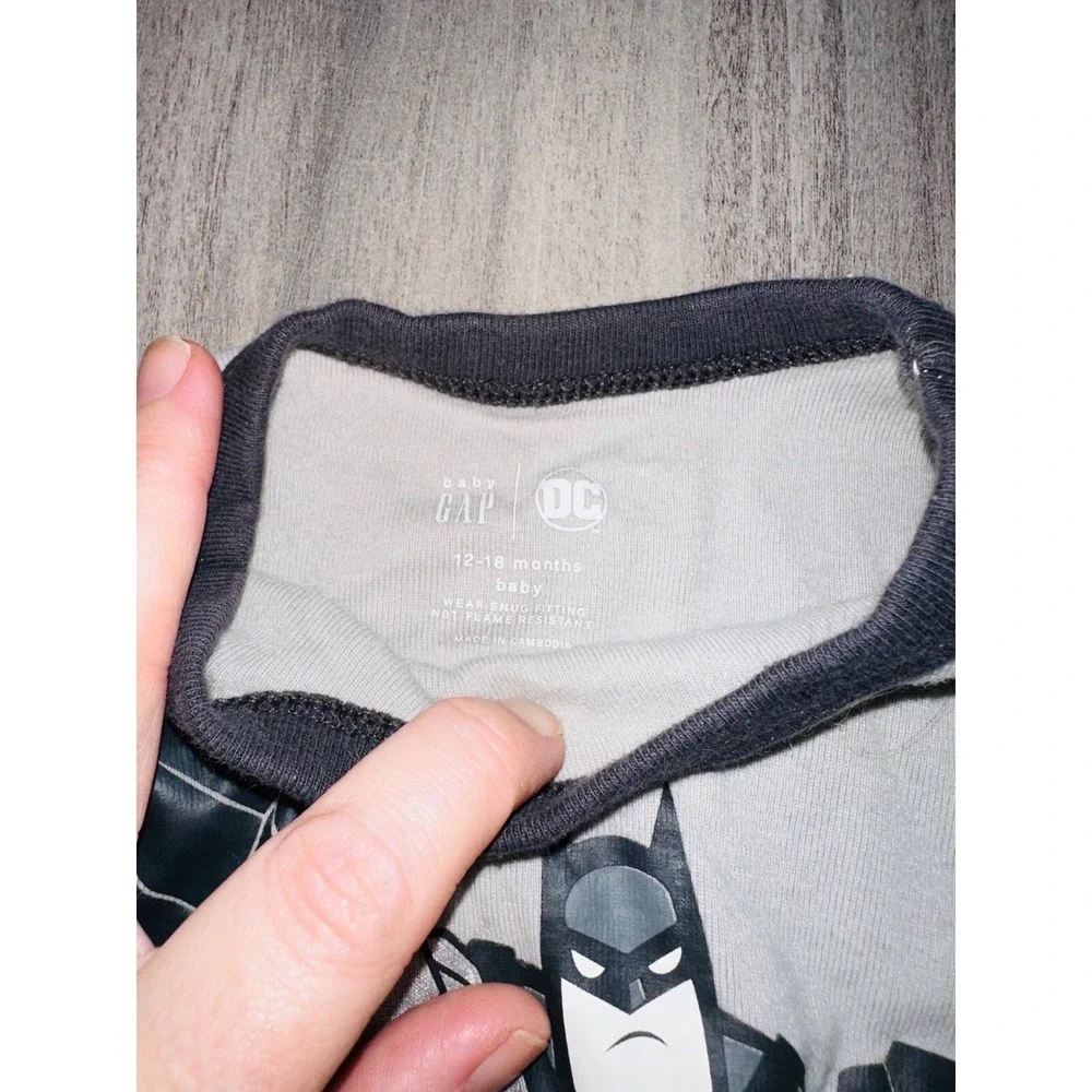F1 Gap Batman DC Pajama Set baby gap boy 12‎ 18 months